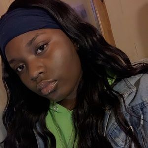 Meet your Posher, Tasia